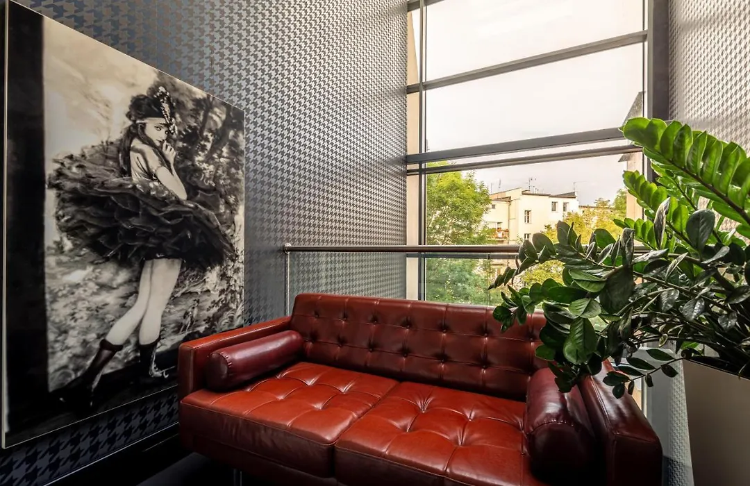 Piano Hotel & Restaurant-1